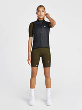 Load image into Gallery viewer, Dance Mesh Gilet Black Women Sample
