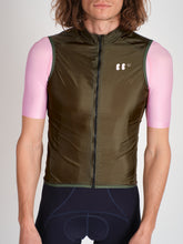 Load image into Gallery viewer, Dance Mesh Gilet Olive
