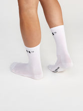 Load image into Gallery viewer, Logo Socks White
